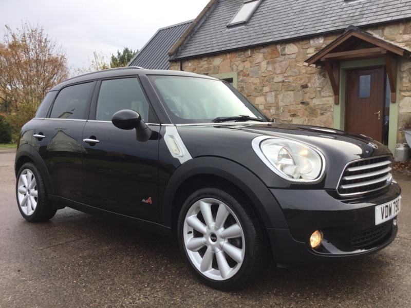 View MINI COUNTRYMAN COOPER 2.0ltr D AUTO ALL4 WHEEL DRIVE 110ps