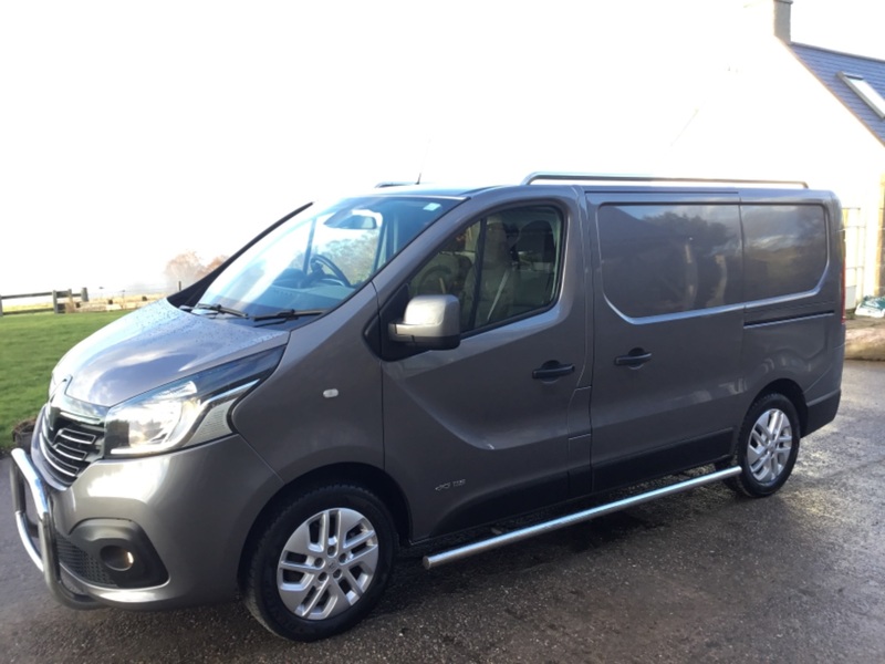 RENAULT TRAFIC