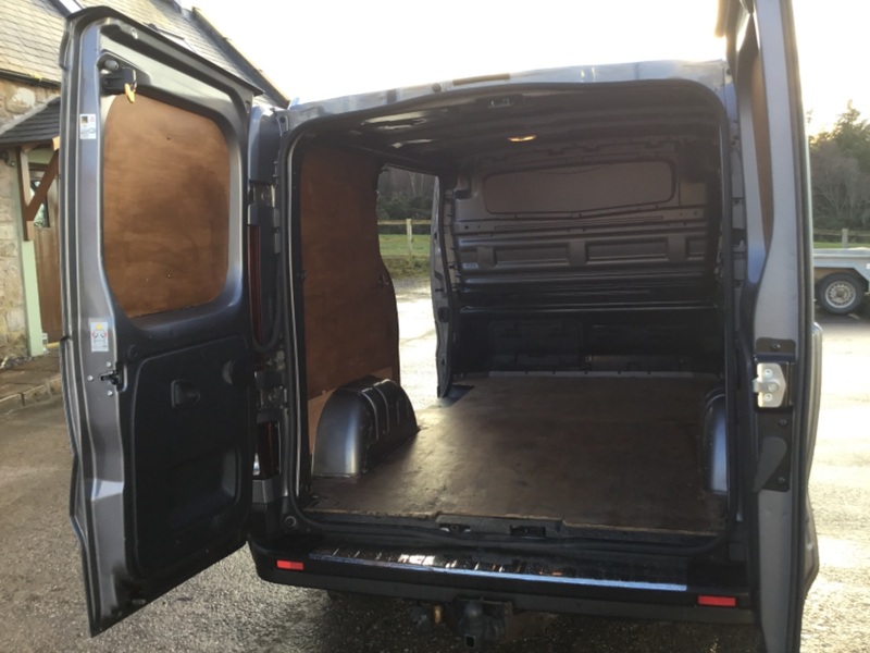 RENAULT TRAFIC