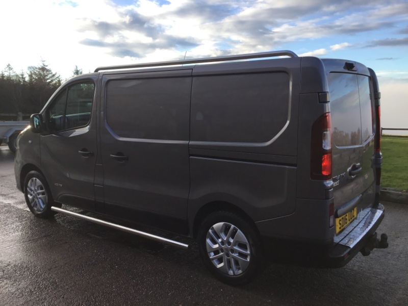 RENAULT TRAFIC