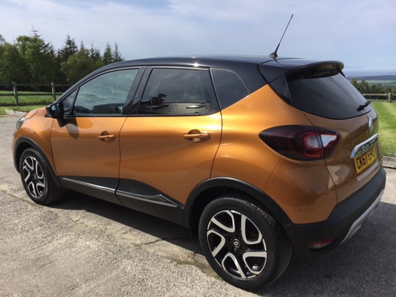 View RENAULT CAPTUR 1.2 TCE DYNAMIQUE S NAV AUTO 5 DOOR HATCHBACK 117ps