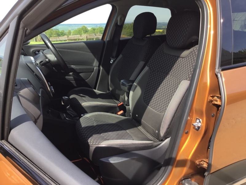 RENAULT CAPTUR